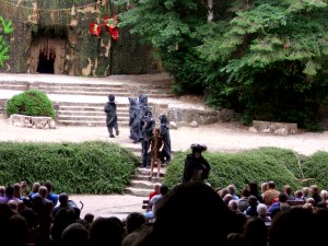 Mogli und seine Geschwister